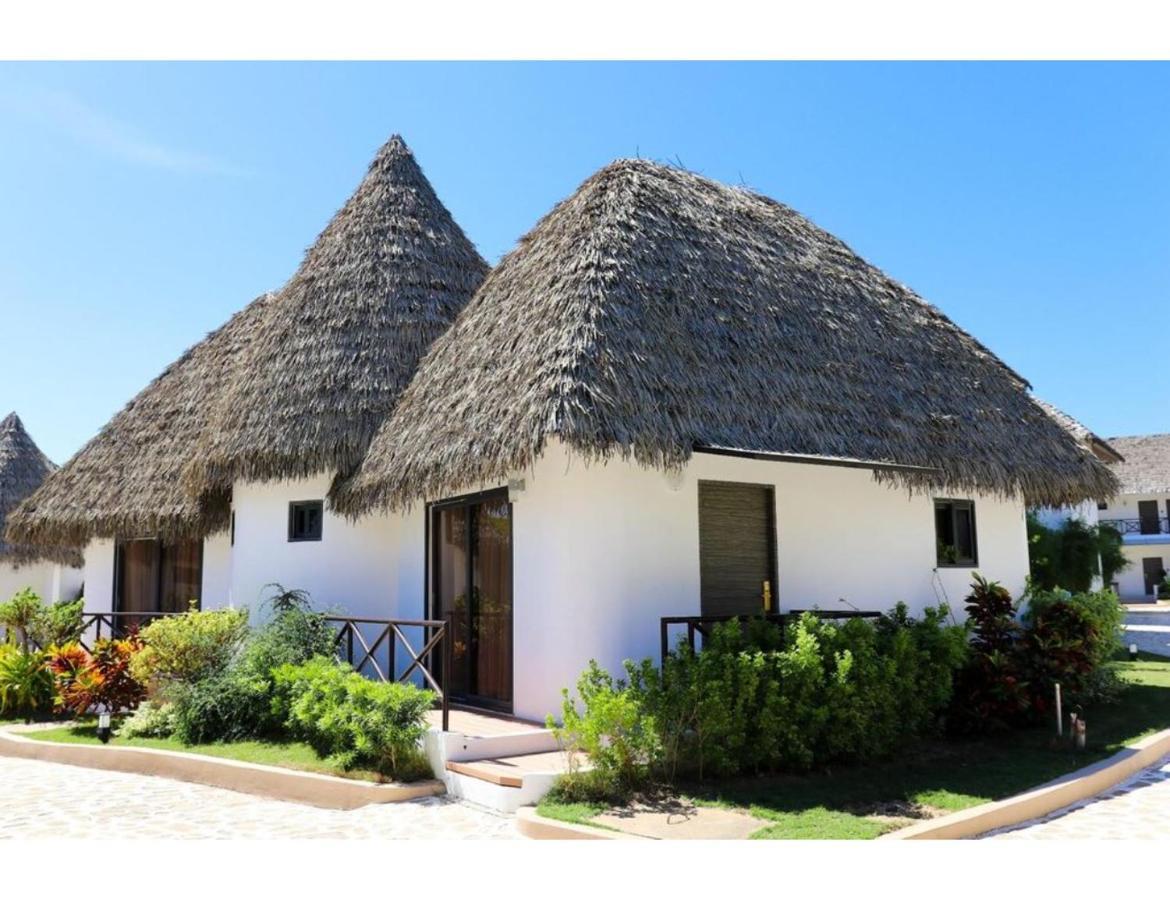 Safari Hotel And Villas Powered By Cocotel Bulala Eksteriør bilde